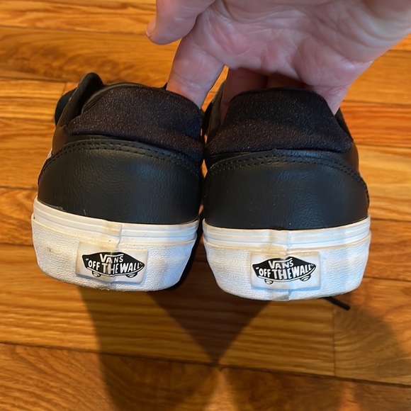 Vans black leather tie up size 8.5 - Picture 3 of 6
